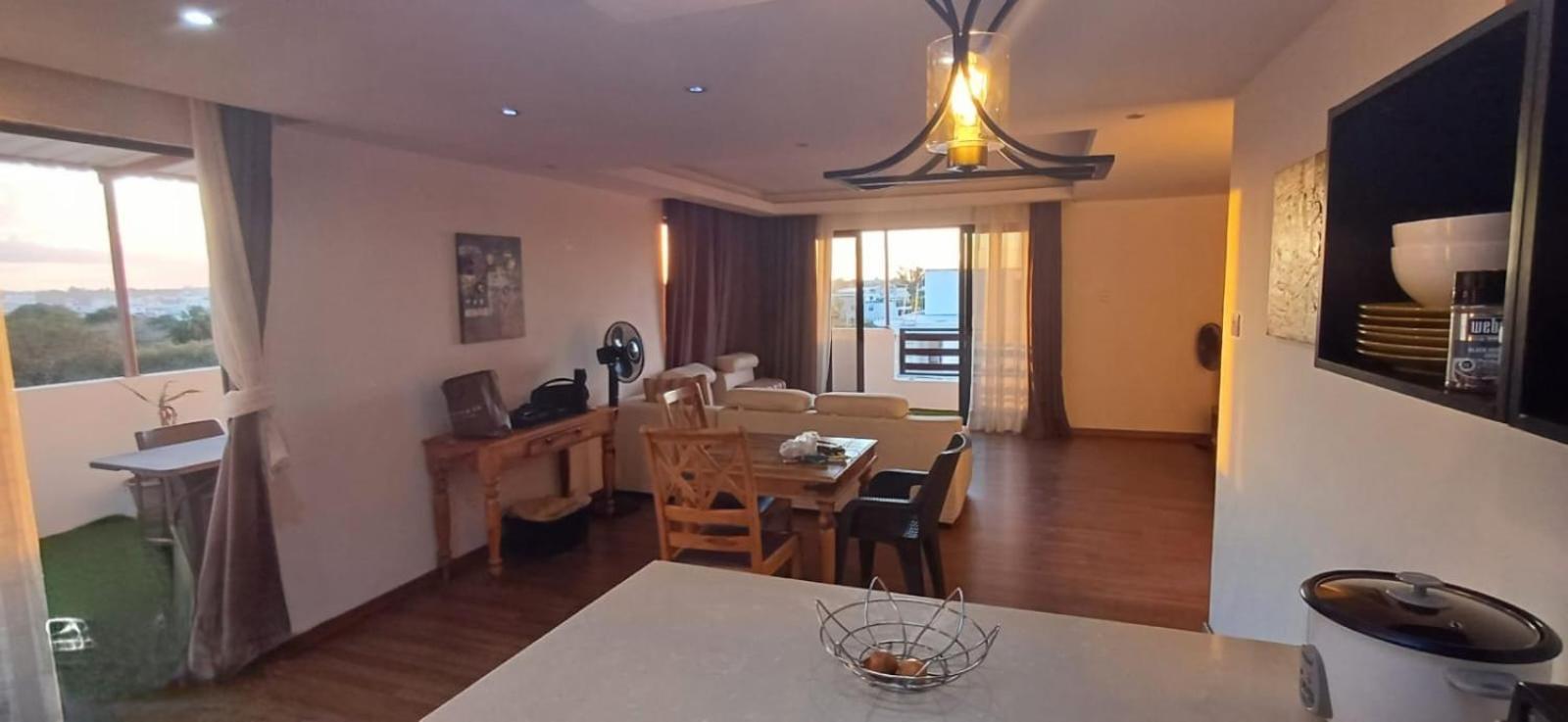 Le Binome Aparthotel Grand Baie Exteriör bild